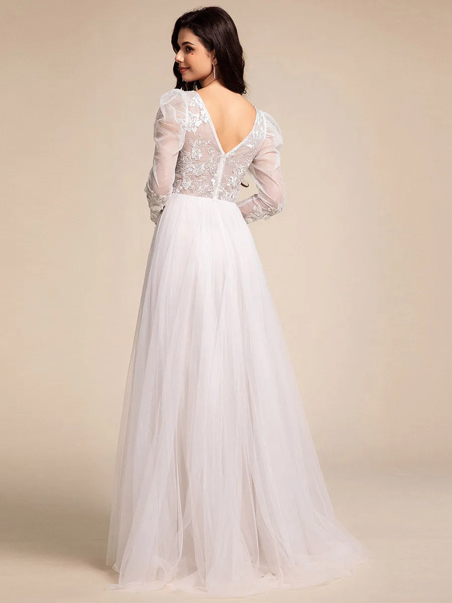 Exquisite V Neck Backless Long Sleeves Tulle Wedding Dresses with Applique Decoration