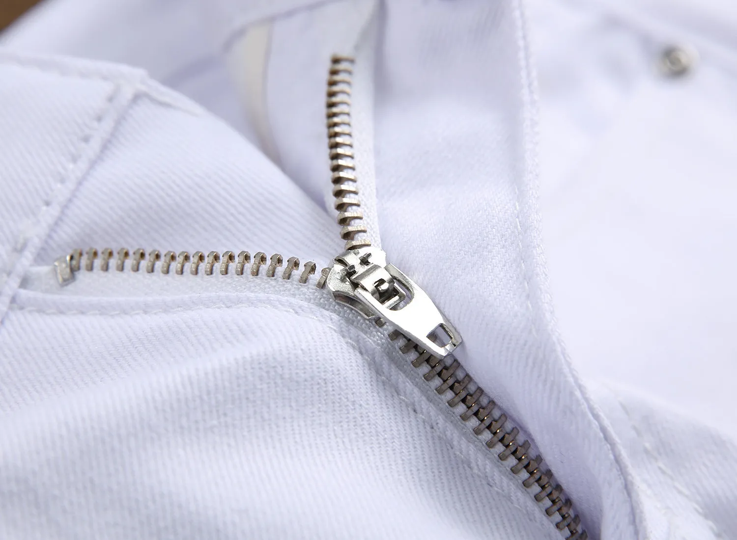 Men's Fashionable Casual Jeans - GlamzLife