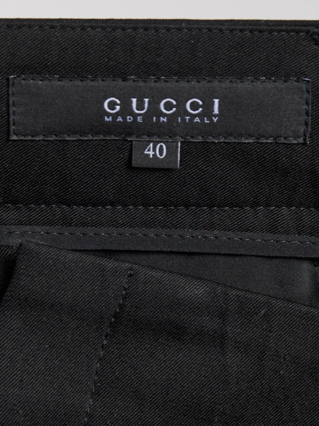Y2K Gucci black low-waisted pants with flared line