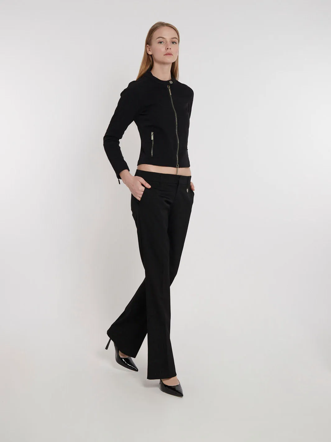 Y2K Gucci black low-waisted pants with flared line